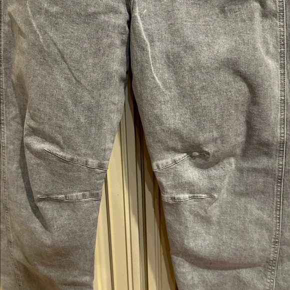 Vici Light Gray Denim Barrel Jeans (women) - Picture 6 of 8